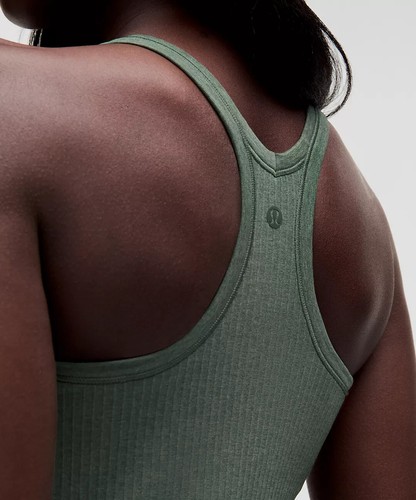 lululemon Ebb to Street Tanktop Light Support, B/C Cup. Wählen Sie Ihre Farbe. Neu mit Etikett - Bild 62 von 133