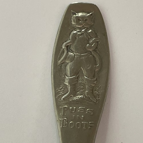 Puss In Boots Vintage Souvenir Spoon Collectible