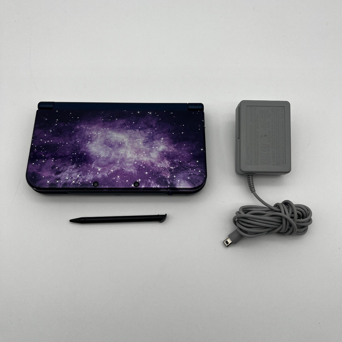 Nintendo New Nintendo 3DS XL Galaxy Purple Handheld System Console