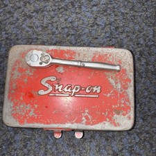 Snap On Tool Box KRA275A Metal Tin Vintage Collectors Item Rare + free ratchet  