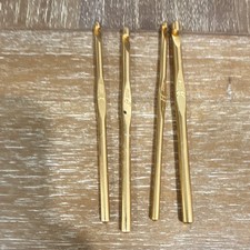 Vintage Susan Bates Silvalume Crochet Hooks Lot of 4 Gold Aluminum JAPAN H I J K