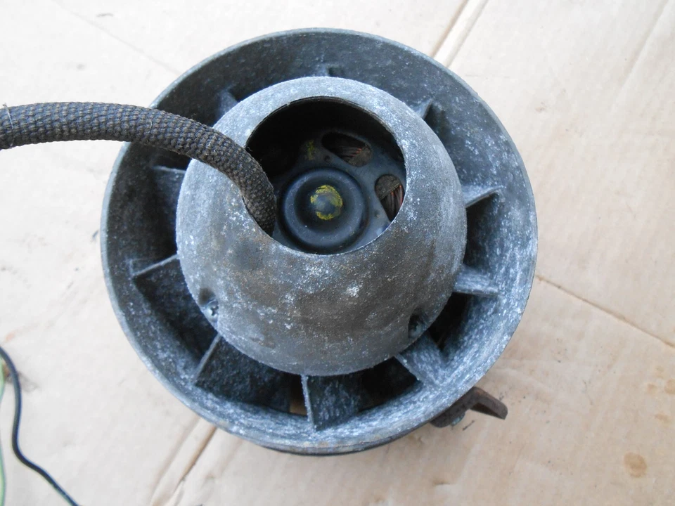 1963 Dodge 330 440 Polara Heater Ventilations Blower Motor and Fan Assembly - Image 3 of 4