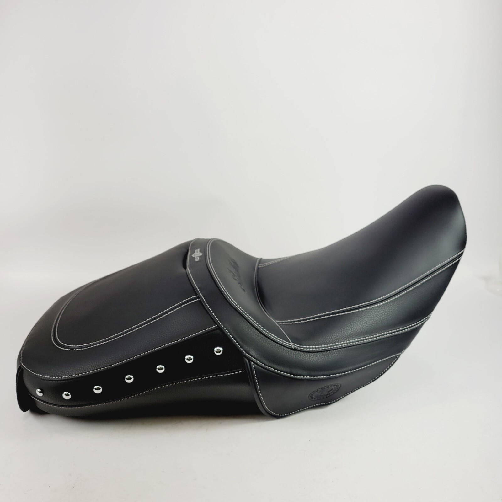 Indian 16-20 Chieftain / Roadmaster ClimaCommand Black Classic Seat 2884419-VBA