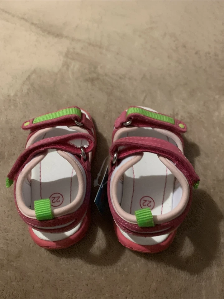 Umi Bebé Niña Rosa Sandalias Talla 6.5 Nuevo en Caja Foto 3 de 4