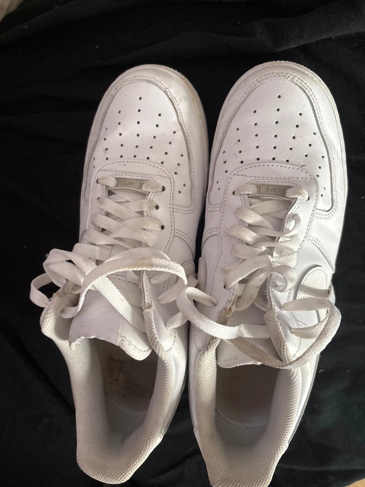 Size 9.5 - Nike Air Force 1 White, photo 2 of 2