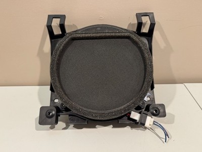 2003 2004 Toyota Avalon JBL Rear Subwoofer Speaker 86160-AC180 OEM