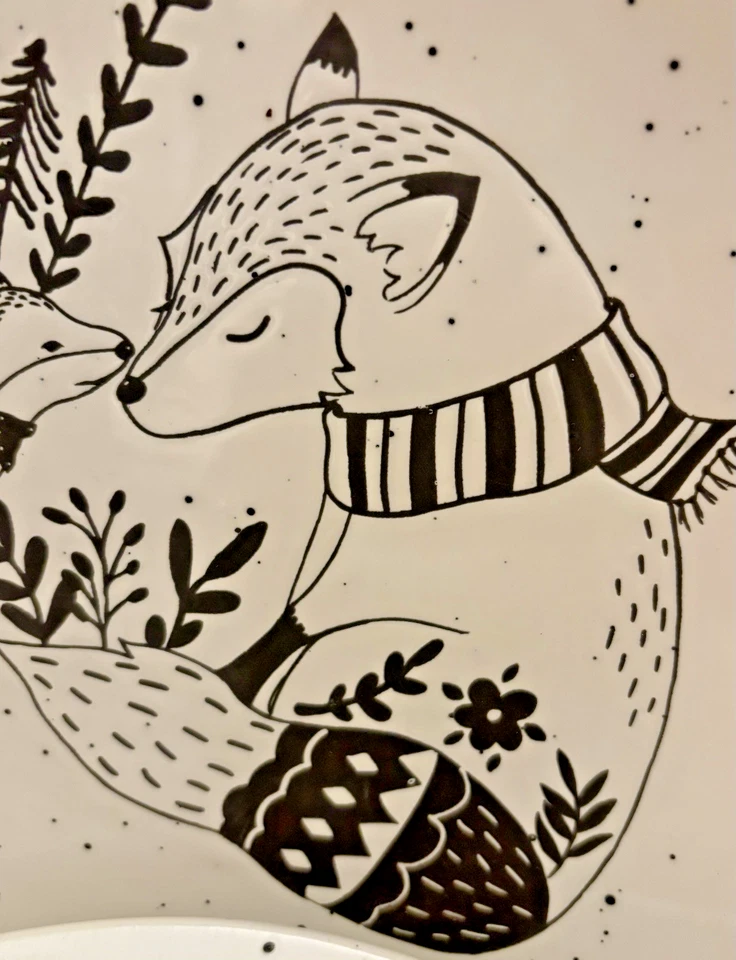 Fox Dinnerware Set of 4 Mom & Baby Fox Plates 10" Ceramic EUC - Image 4 of 4