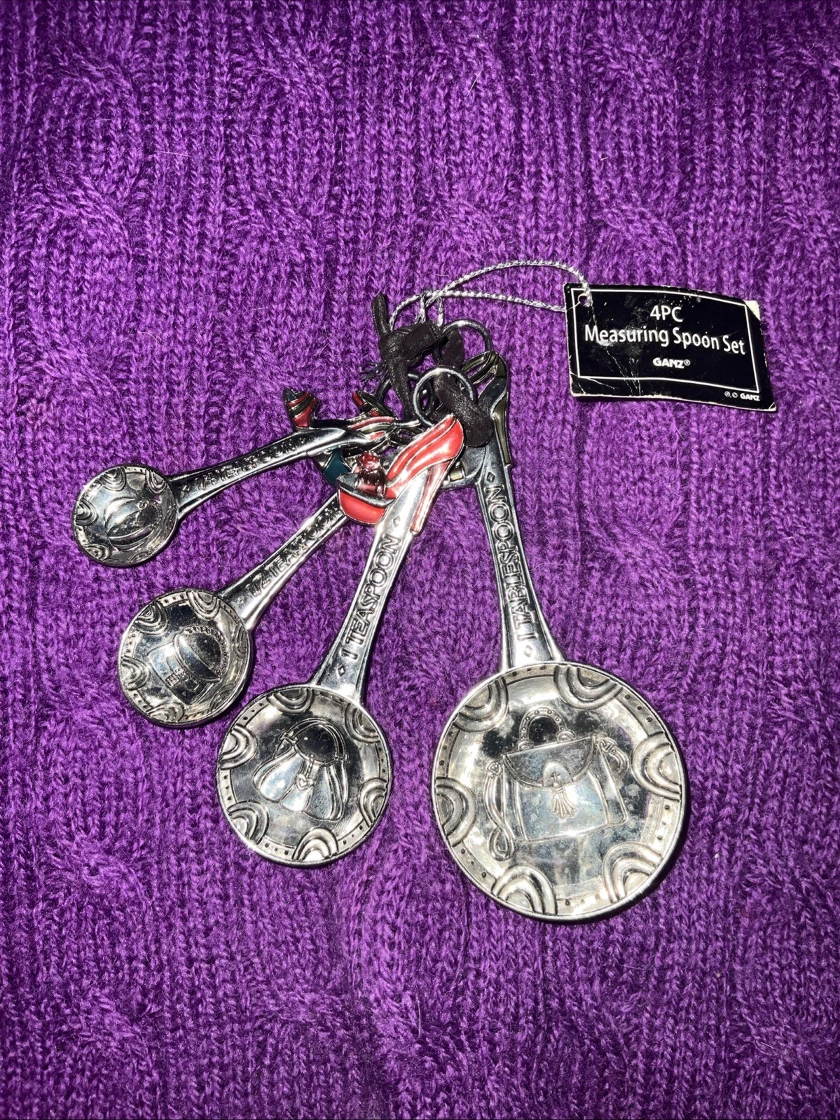 Ganz 4 Pieces Measuring Spoon Set with Heels Designs New