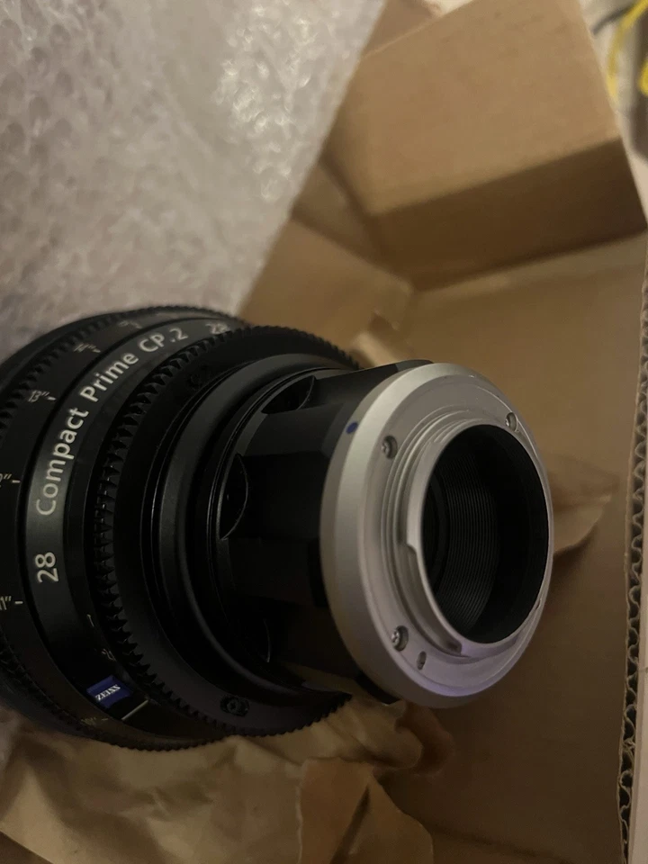 ZEISS CP.2 28mm T2.1 T* - Sony FE Fit - Image 4 of 4