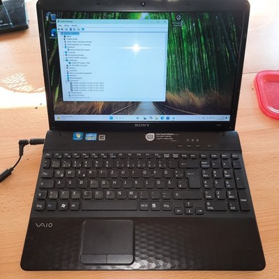 Sony VAIO PCG-71911M - 15,6''Notebook (128GB SSD-6GB RAM)Win.11