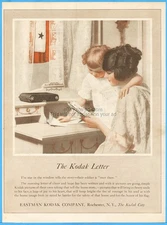 1918 Kodak Camera Ad WWI Blue Star Banner Mother Daughter Soldiers Letter Home