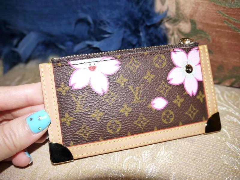 louis vuitton pink key holder