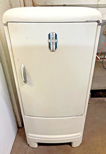 Vintage 1939 General Motors Frigidaire Refrigerator WORKING Ice Trays "Quikube"