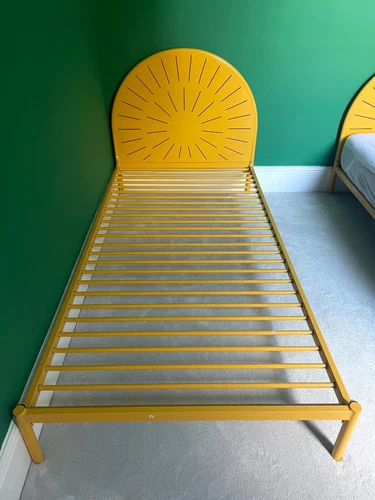 Habitat single bed - metal frame, sunshine yellow, great condition