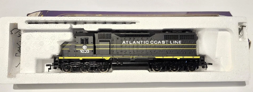 IHC HO EMD SD 35 Premier Diesel ACL #1003 - Image 3 of 4