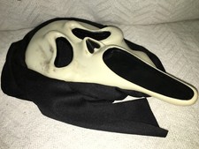 Ghostface SCREAM MASK Easter Unlimited Inc MK Hooded Glows In The Dark