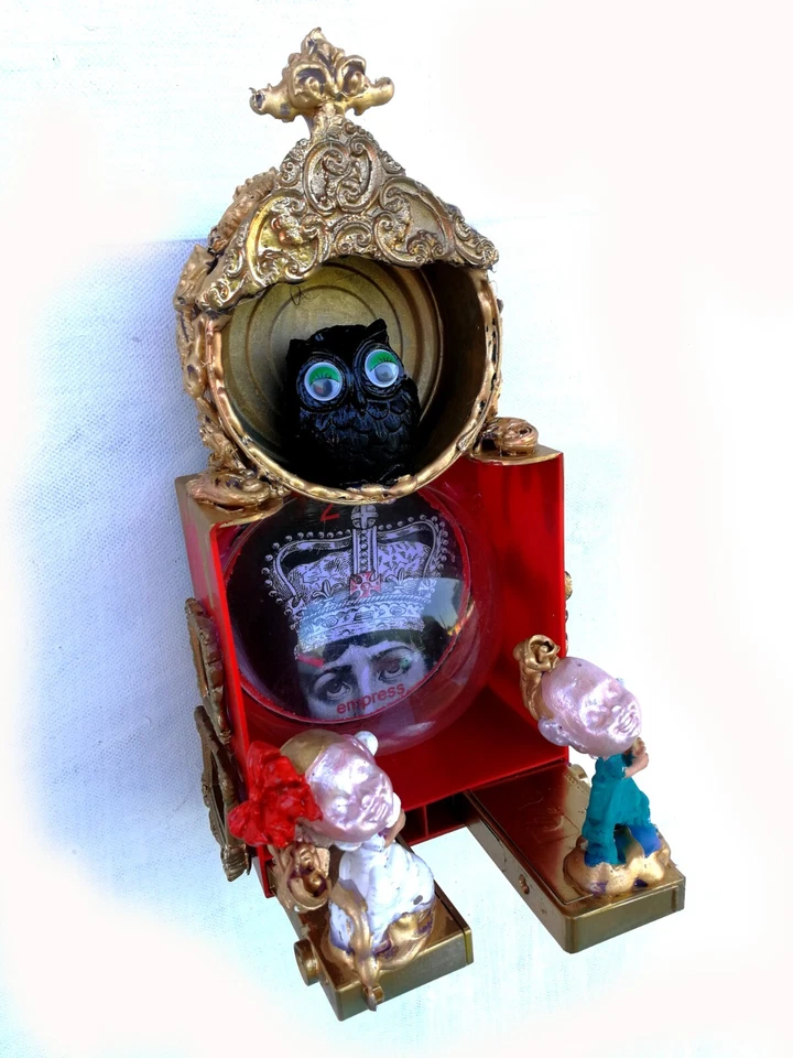 art assemblage modern original painting sculpture bird owl queen art mixed media - Image 4 of 4
