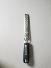 PREOWNED FARBERWARE ZESTER/GRATER 13 IN LENGTH TOTAL 7 3/4 IN GRATER