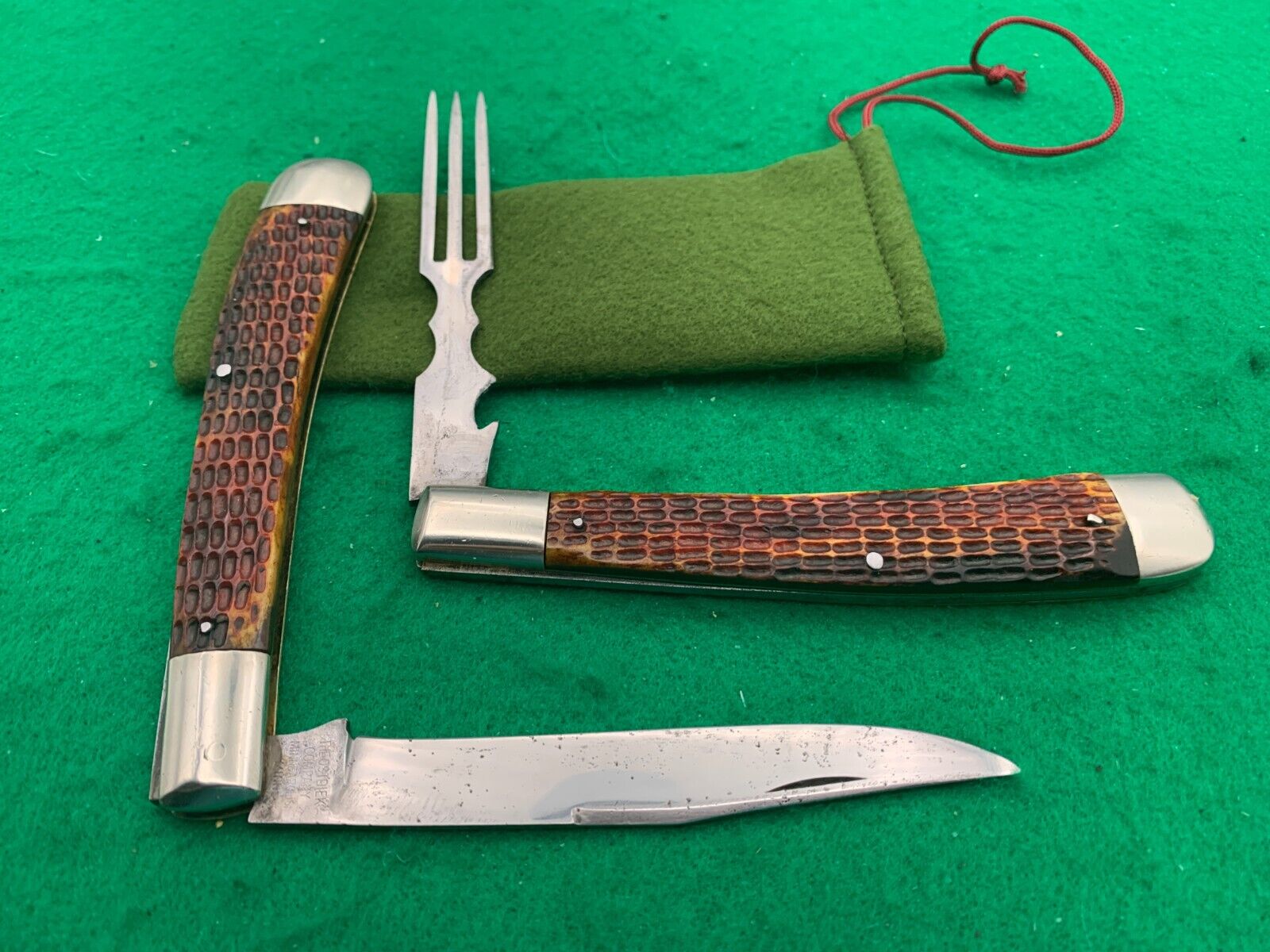 CASE contract BIG HOBO EARLY 1900 GREEN bone KNIFE 2 PC KNIFE FORK NICE