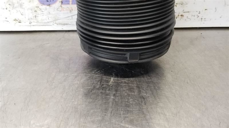 2023 MASERATI GRECALE TROFEO REAR AIR SHOCK STRUT RIGHT PASSENGER 670157842