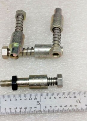 10-32 CAPTIVE PANEL THUMB SCREWS  - 8 pcs