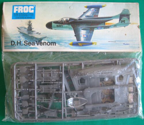 Vintage 1973 1/72 Frog D.H. Sea Venom F.A.W. 21/53 Plastic Model Kit - Afbeelding 1 van 2