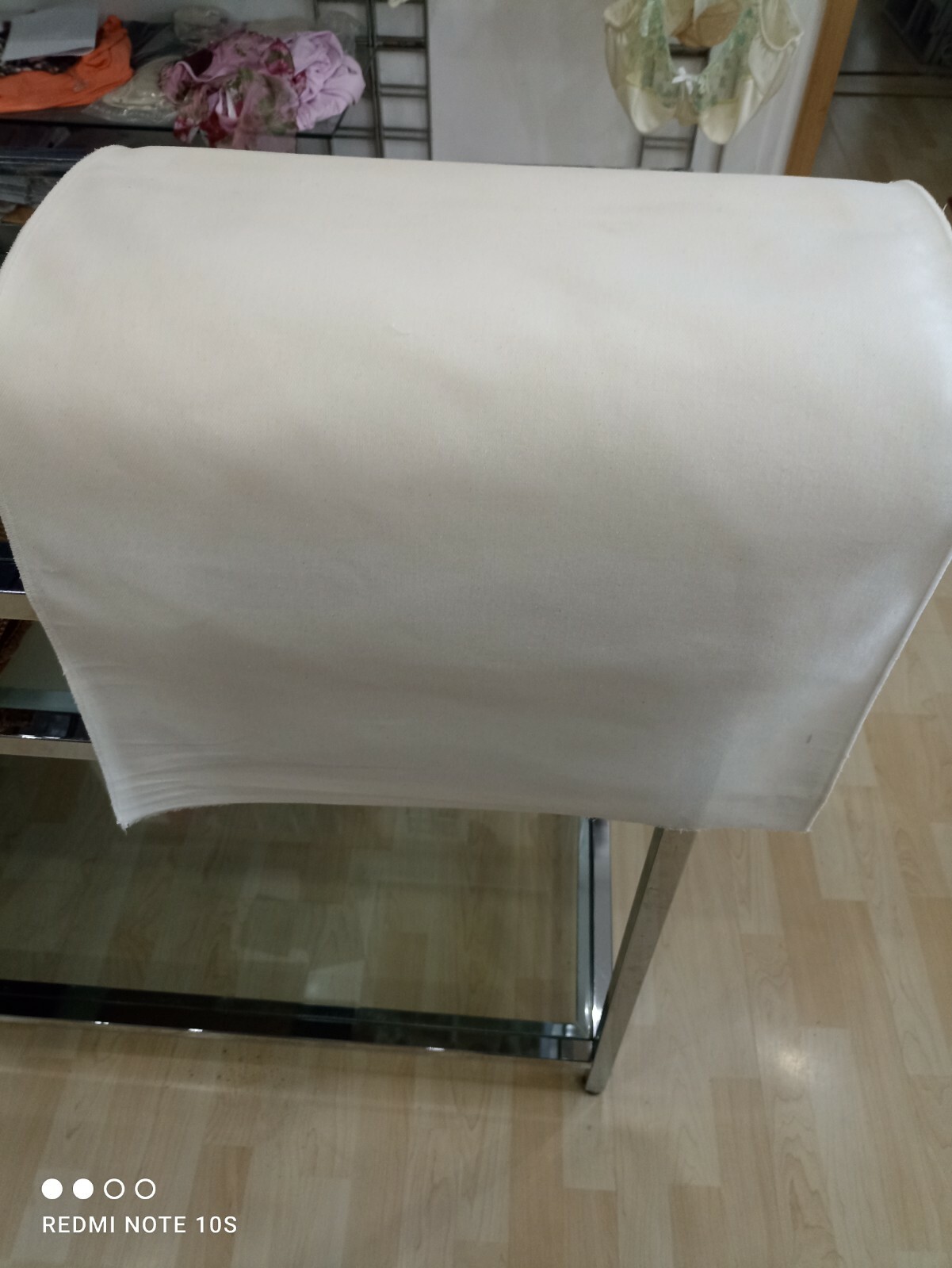 Foto 1 di 3