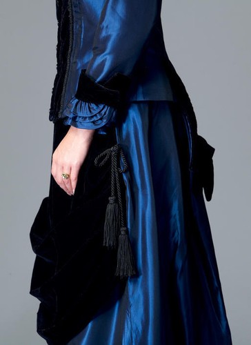 NEW OOP VICTORIAN STEAMPUNK DRESS GOWN BONED TOP SKIRT PATTERN BUTTERICK B6305 - Picture 5 of 7