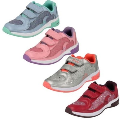 clarks piper play trainers