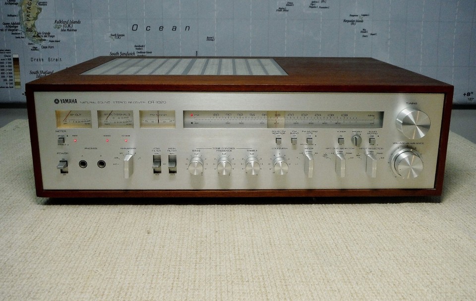 BEAUTIFUL YAMAHA CR1020 NATURAL SOUND STEREO RECEIVER No Sound for
