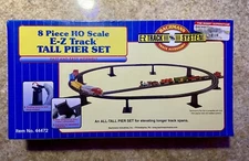 BACHMANN 44472 HO SCALE 8 PIECE EZ TRACK TALL PIER SET-NIB