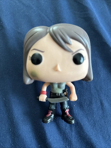 Funko pop! The Walking Dead Maggie #98 Vinyl Figure Vaulted  - Loose Figure