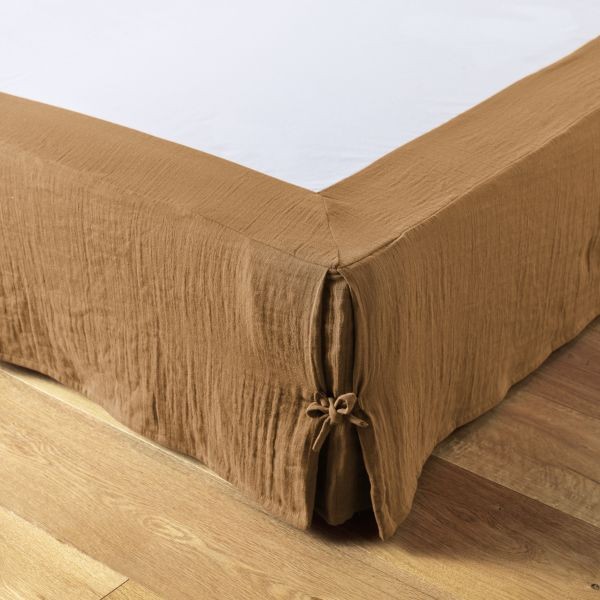 Cache sommier 140x190 cm en gaze de coton Gaïa Camel pour lit double