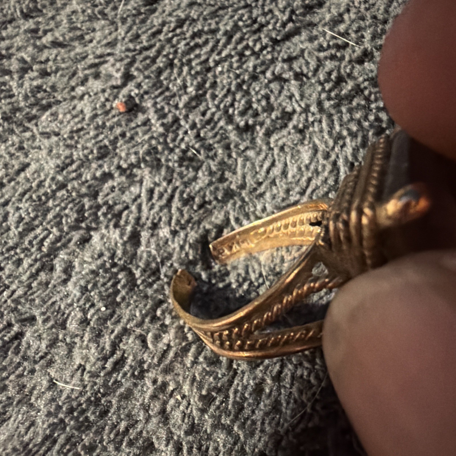 VTG  10K Yellow Gold Ring Rectangular Large Stone… - image 6