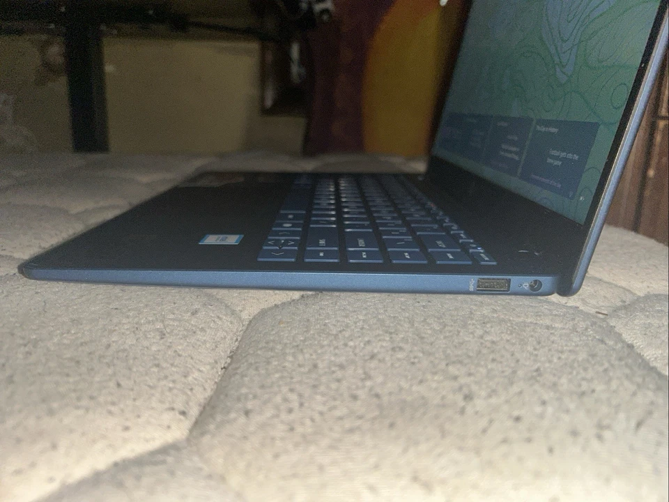 This Laptop Works Great, There Is Nothing Wrong With It. Arrives With Stickers. - Image 3 of 4