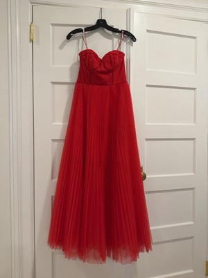 Monique Lhuillier Red Tulle Spaghetti Strap Gown