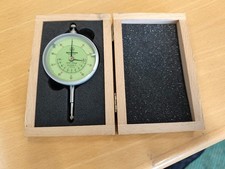 Mitutoyo Messuhr 2048-10 | 0,01-10mm Stoßgeschützt Holzbox Insolvenzware #36