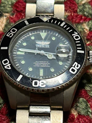 Reloj de buceo profesional automático de titanio Invicta 0420 esfera negra 200 m fecha ¡movimiento NH25A! - Imagen 1 de 4