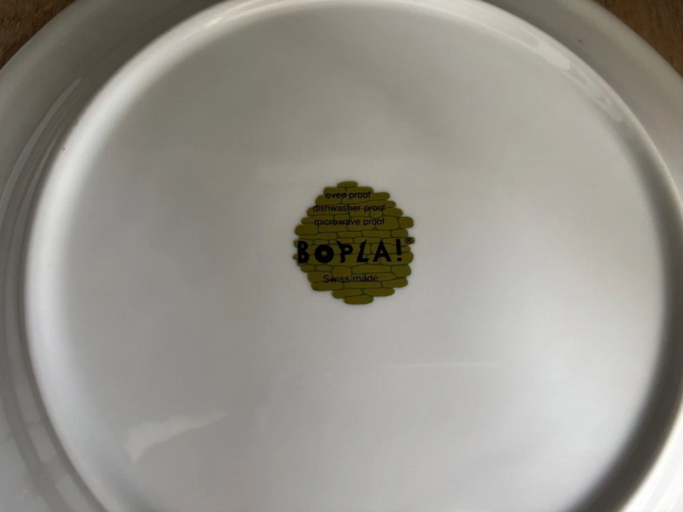 BOPLA SWITZERLAND ORIGINAL 11 inch porcelain plate - Image 3 of 4