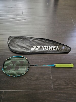 Yonex astrox 88d pro or 88s pro from Japan (with strung and anti