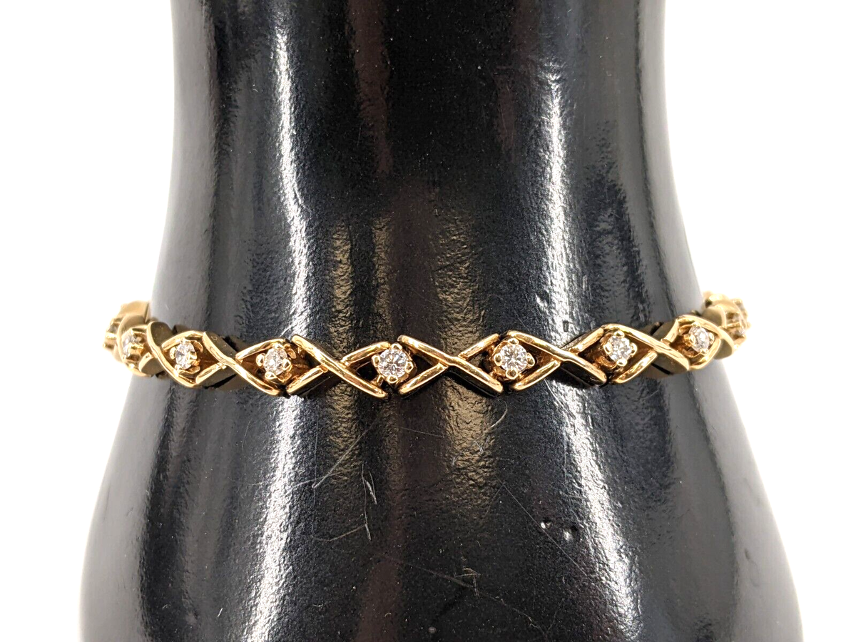 14KT Yellow Gold XO Hugs Kisses Diamond Bracelet, 90pts tw