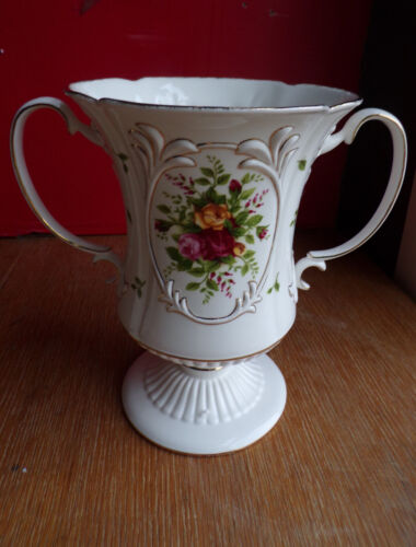 Royal Albert 2003 Old Country Roses Grandeur Vase~#28831-426 - Picture 1 of 11