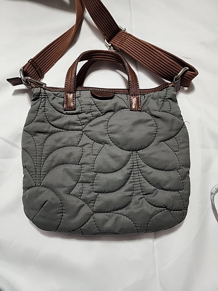 Fossil Key-Per Crossbody Bag Purse Gray Floral Quilted Brown Adjustable Strap - Image 3 of 4