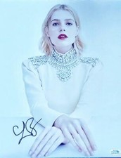 Lucy Boynton "Bohemian Rhapsody" AUTOGRAPH Signed 11x14 Photo ACOA