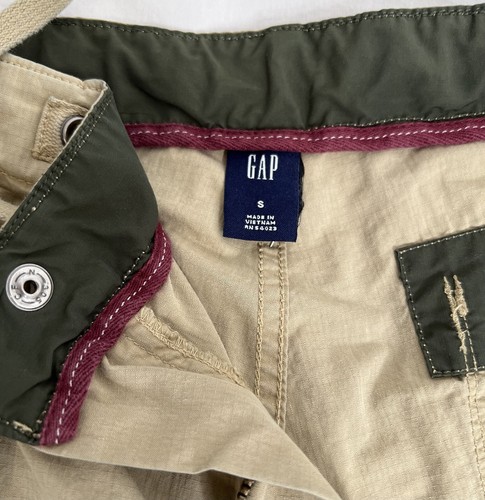 Pantalones cortos cargo Gap tiro medio para mujer talla S beige bolsillos cordón - Imagen 5 de 10