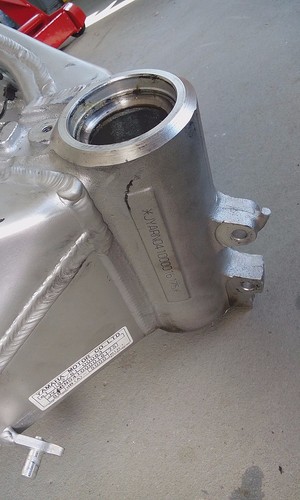 Yamaha YZF R1 RN04 00-01 Rahmen Hauptrahmen mit Fahrzeugpapiere - Bild 4 von 8