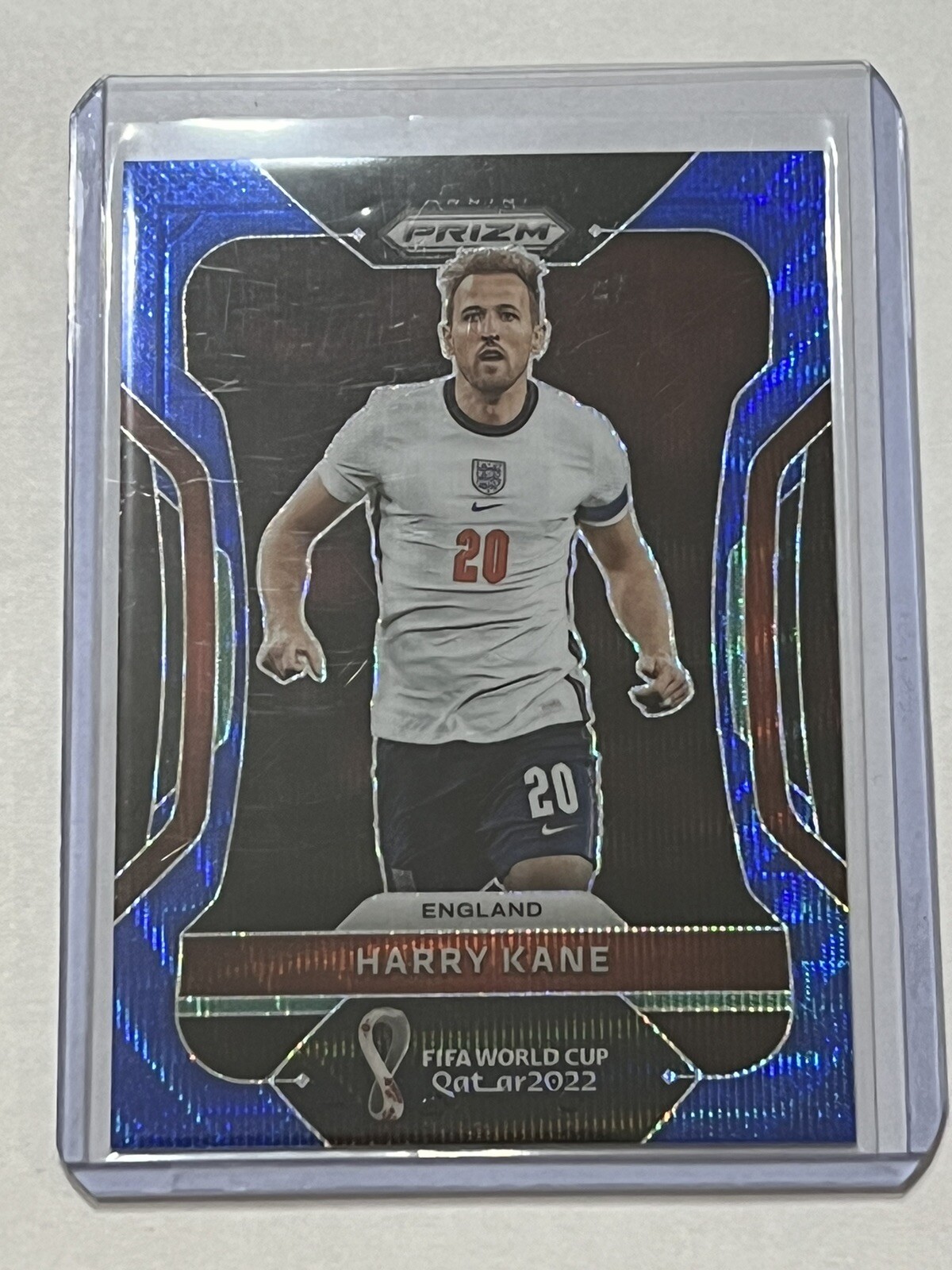 2022 Panini Prizm FIFA World Cup HARRY KANE Blue Wave Holo SP /199 ENGLAND