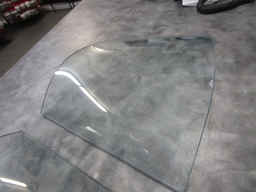 1957 MERCURY TURNPIKE CRUISER BACK GLASS REAR WINDOW CORNER PAIR - Picture 6 of 10