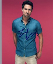 Ed Weeks Signed Autographed 8x10 Photo The Mindy Project COA AB