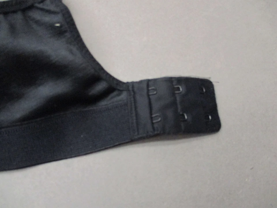 Sujetador 36B Amortiguador Mujer Negro Inalámbrico Sin Forro Cierre Trasero Cobertura Completa 7E Foto 4 de 4